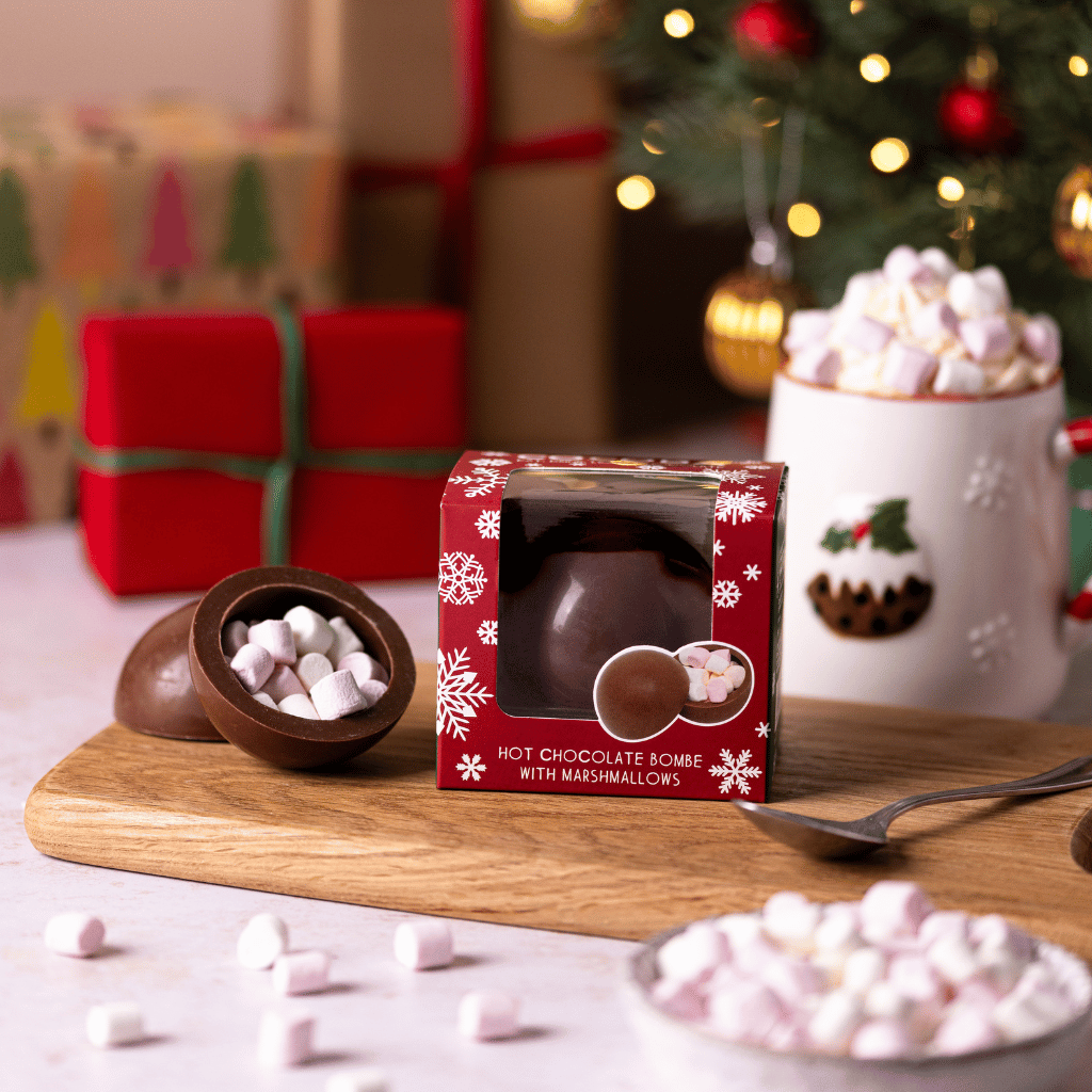 Christmas Hot Chocolate Bomb with Marshmallows